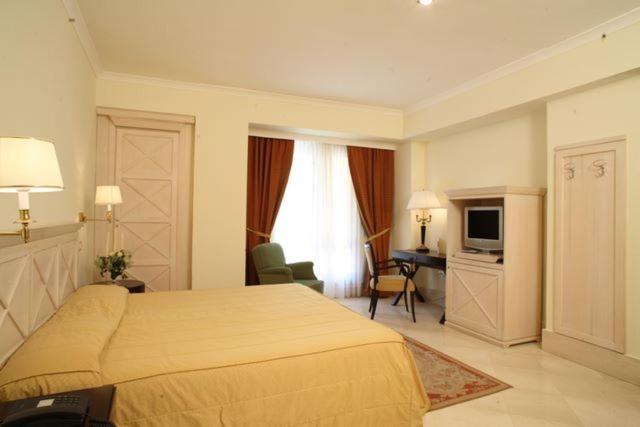 Hotel Lido Degli Scogli Crotone Exterior photo
