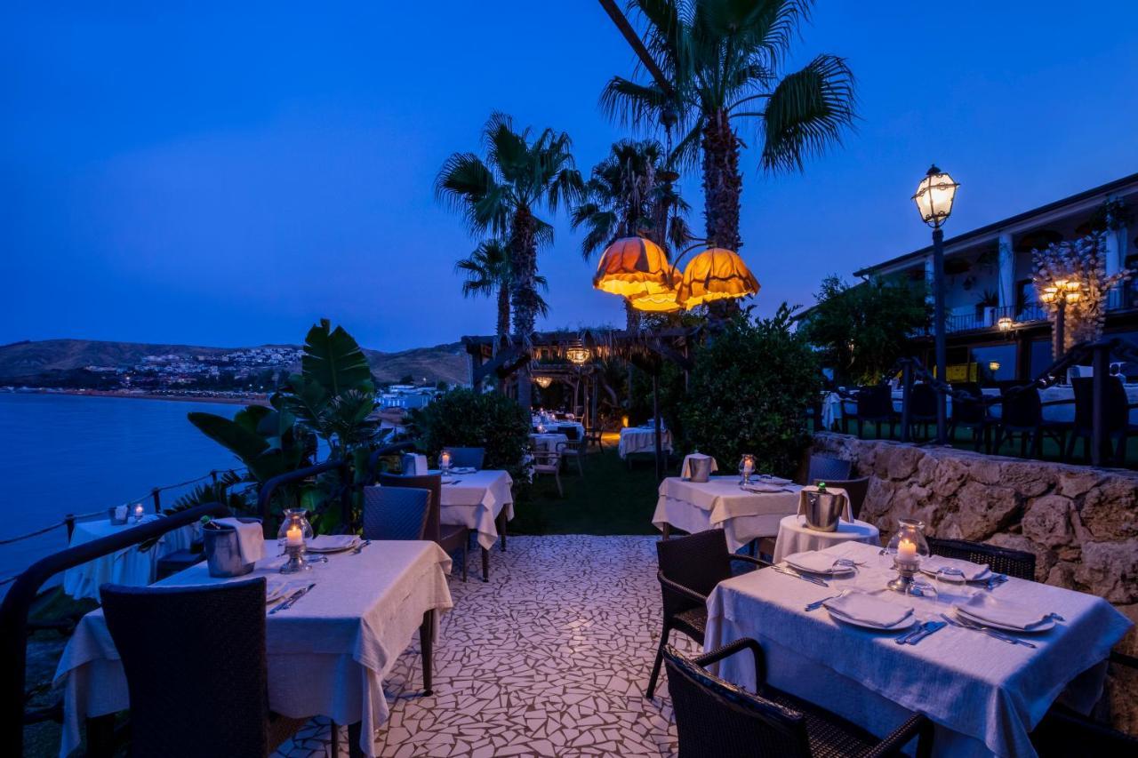 Hotel Lido Degli Scogli Crotone Exterior photo