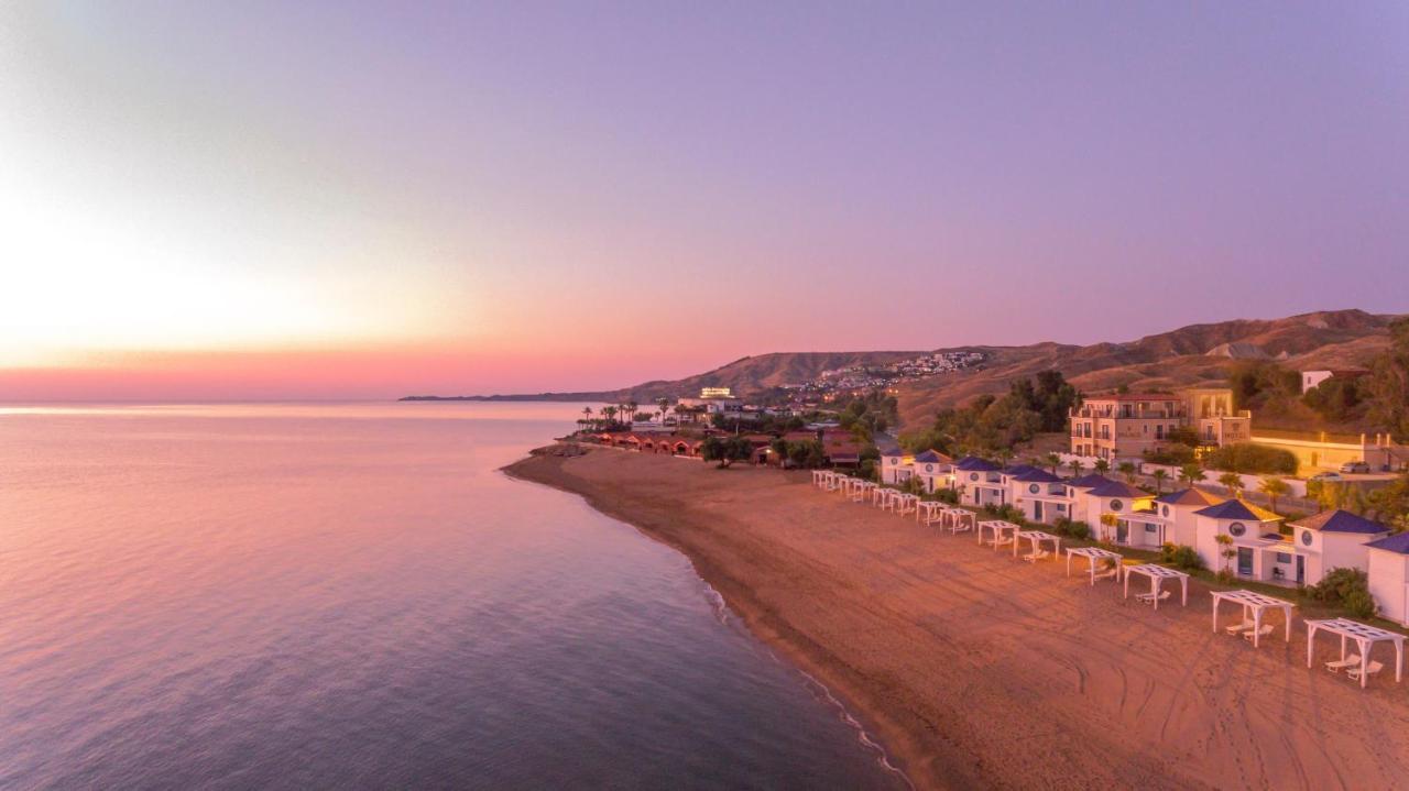 Hotel Lido Degli Scogli Crotone Exterior photo
